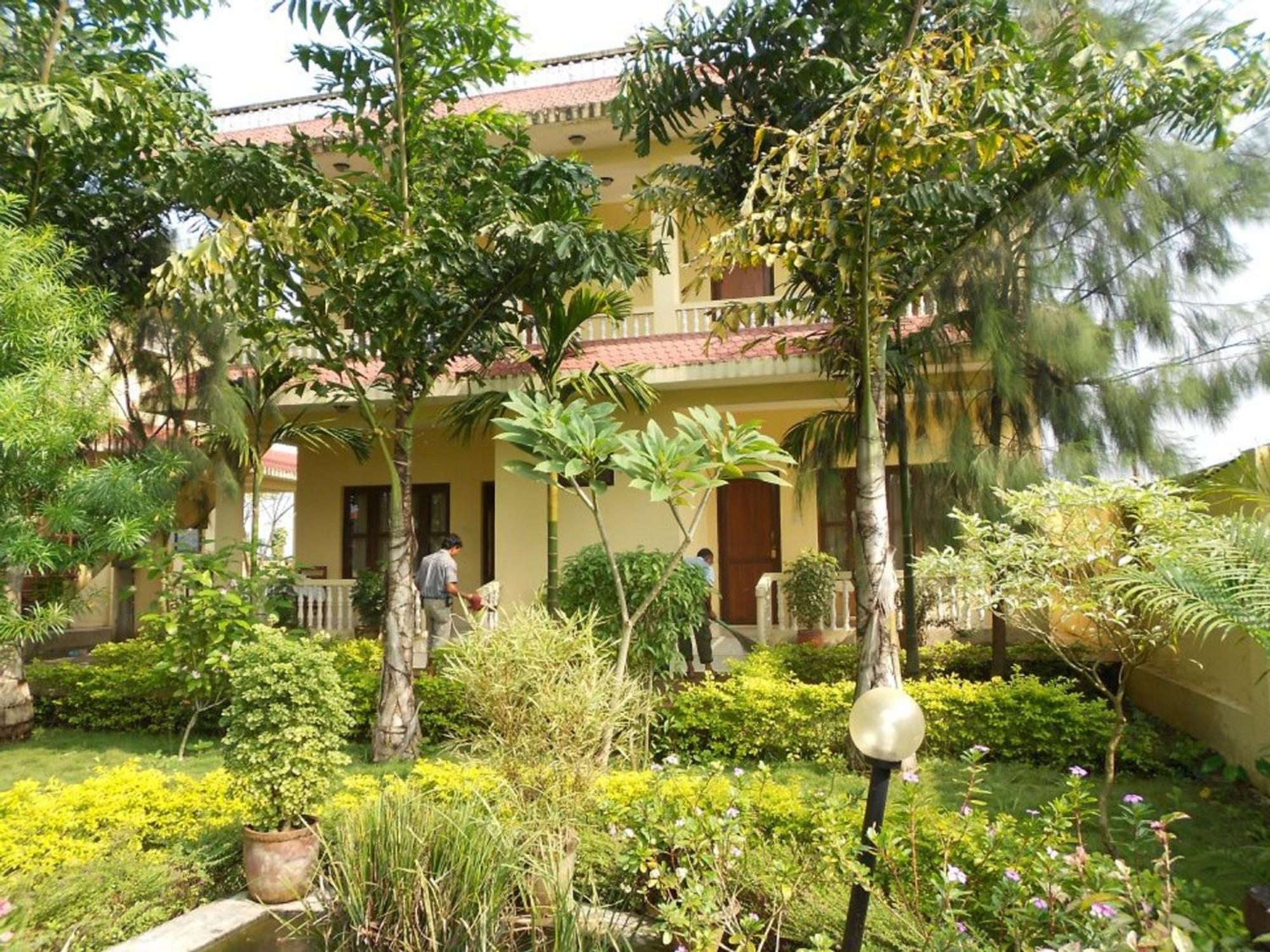 Hotel Rainforest Sauraha Zewnętrze zdjęcie