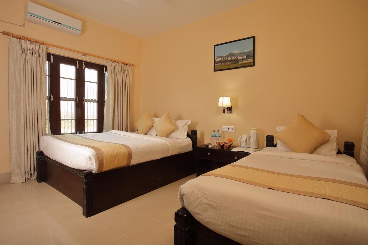Hotel Rainforest Sauraha Zewnętrze zdjęcie